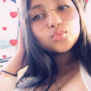 Meet your Posher, Paola